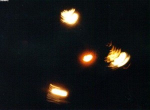 1990: Petit-Rechain, Belgium triangle UFO photograph - Think AboutIts