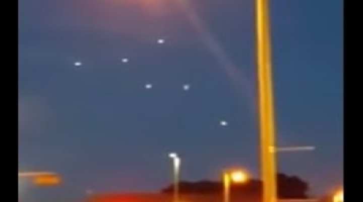 ufo_sighting_caught_on_tape_in_ohio__usa_hd__august_2015__210426