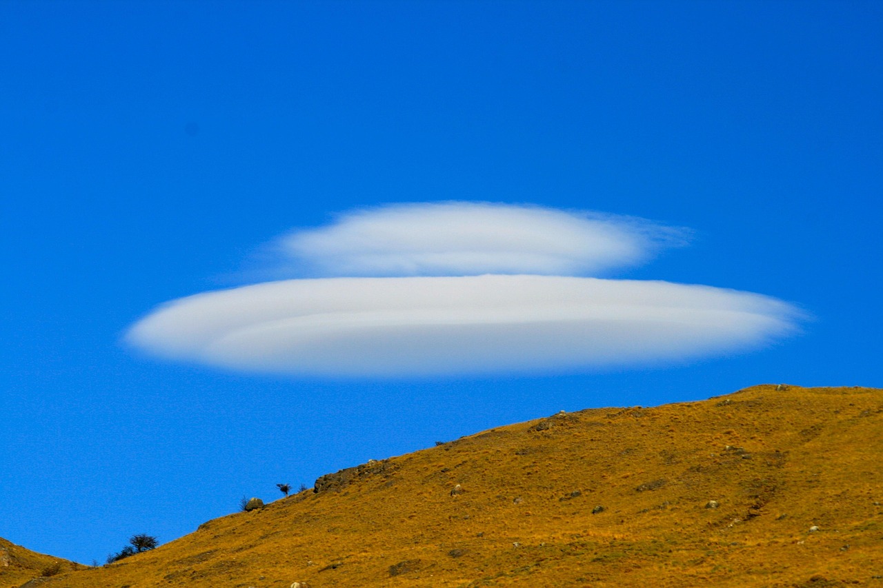cloud, space, nature, sky, ufo, blue ufo-887465.jpg