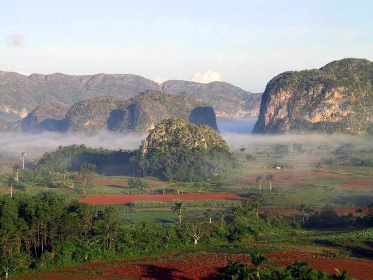 cuba, mist, mountain landscape, cuba, cuba, cuba, cuba, cuba-229356.jpg