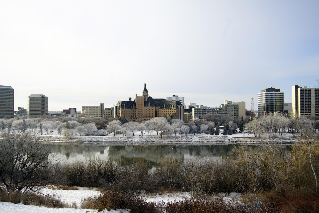 saskatoon, winter, city, snow, nature, urban, skyline-4607440.jpg
