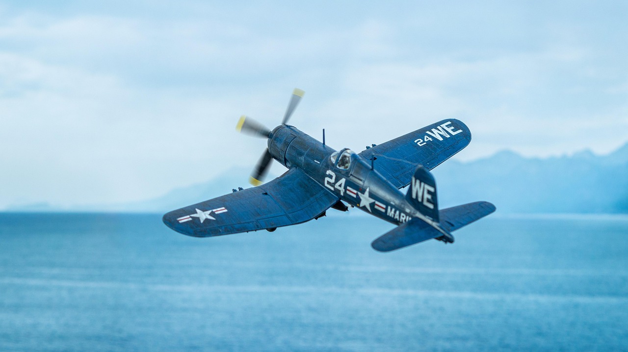 vought f4u corsair, plane model, fighter plane, fighter jet, fighter aircraft, aviation, aircraft, plane, miniature-7326002.jpg